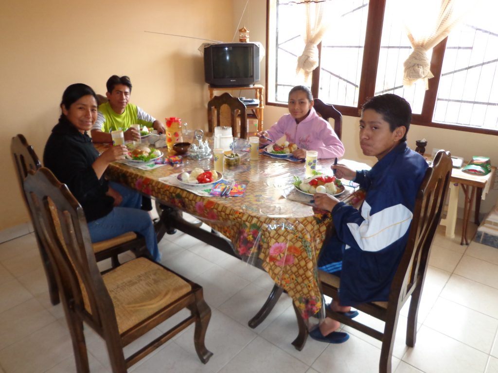 Das letzte Mittagessen in Cochabamba bei Elis Familie